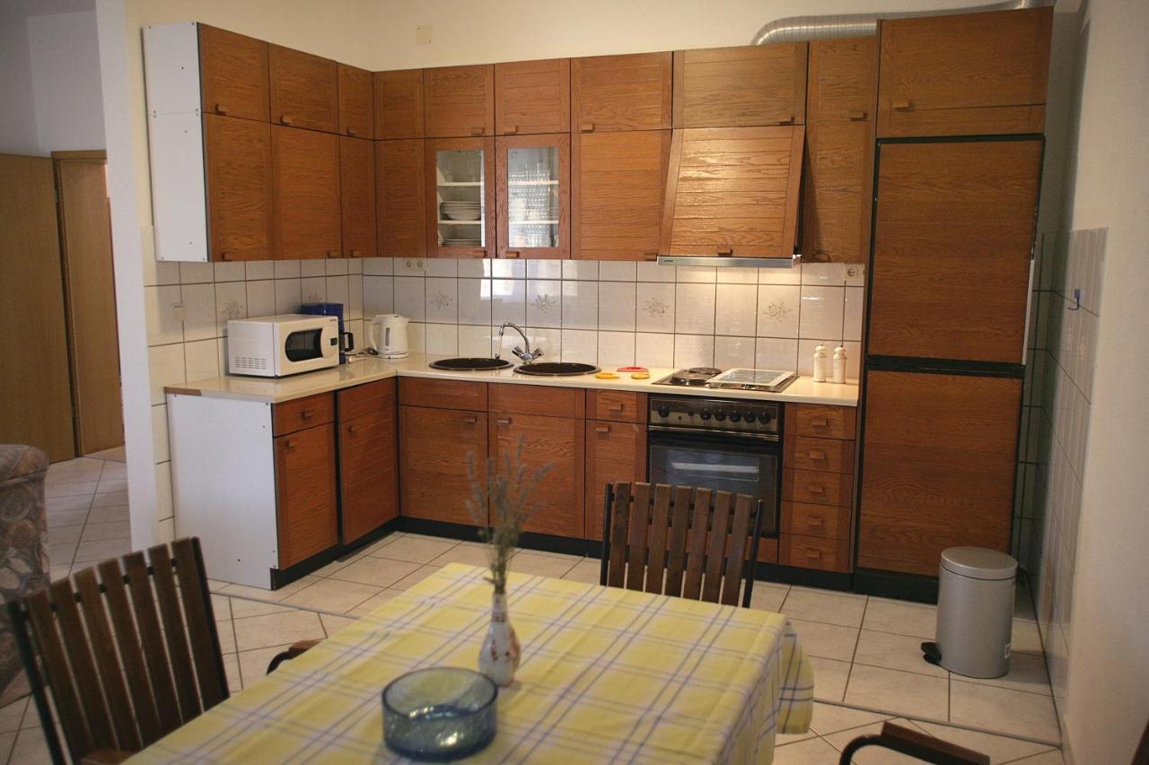 Ferienwohnung House Peri Trogir Exterior foto