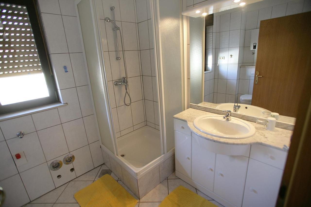 Ferienwohnung House Peri Trogir Exterior foto
